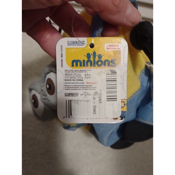 Illumination Despicable Me Minions Bob Fuzzbies 6" ball plush stuffed figure NWT - Picture 3 of 3